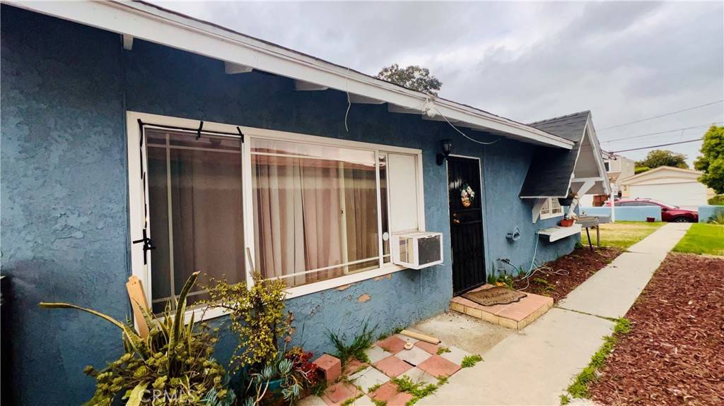 Long Beach, CA 90810,2227 W Lincoln ST