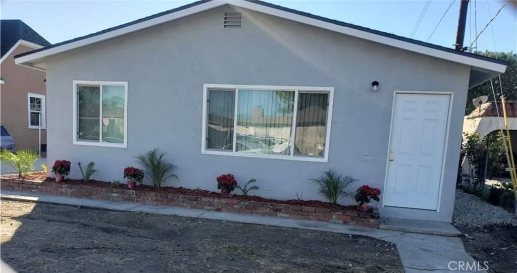 Cudahy, CA 90201,4822 Live Oak ST