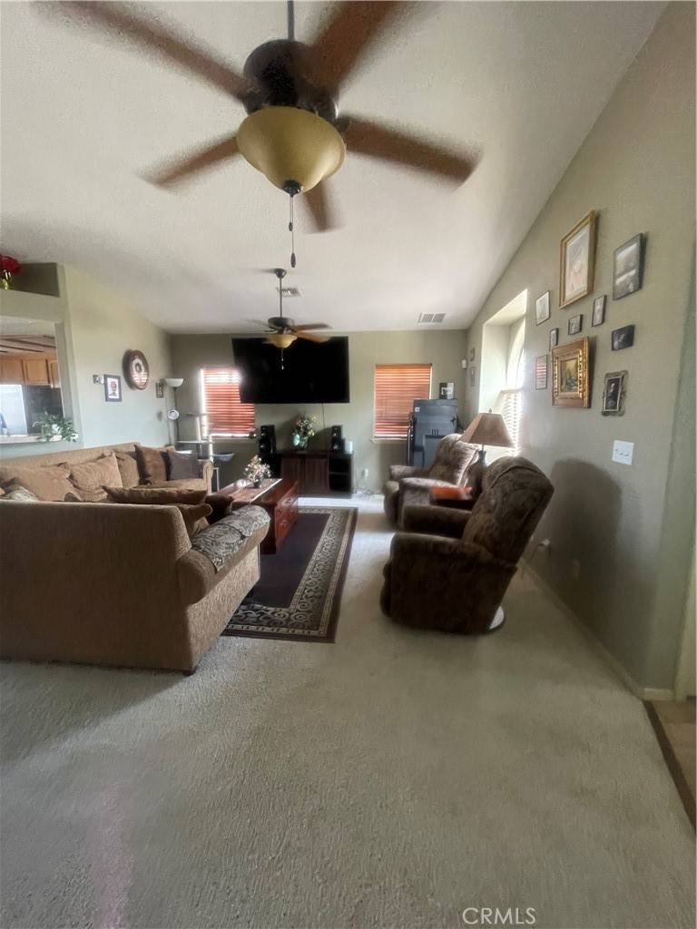 Needles, CA 92363,1348 Redwood AVE