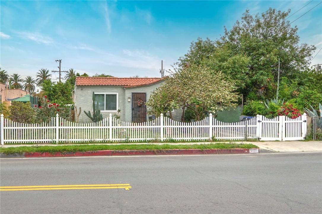 Lynwood, CA 90262,3130 Norton AVE
