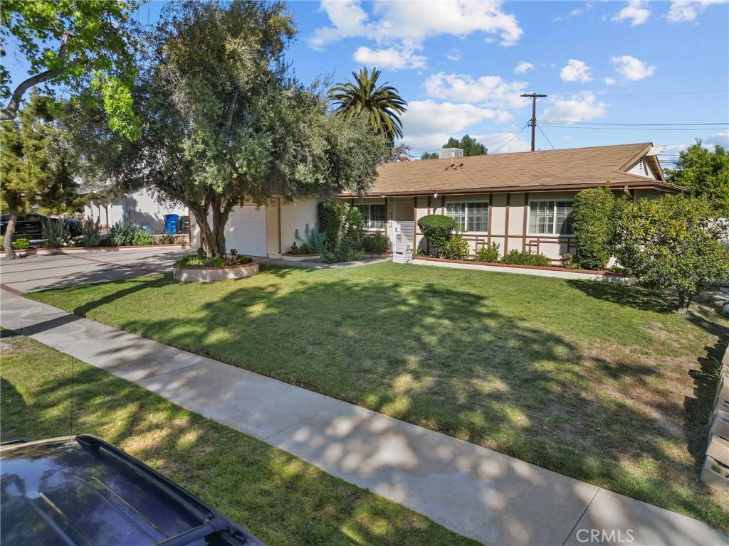 Sylmar, CA 91342,11242 Kamloops ST