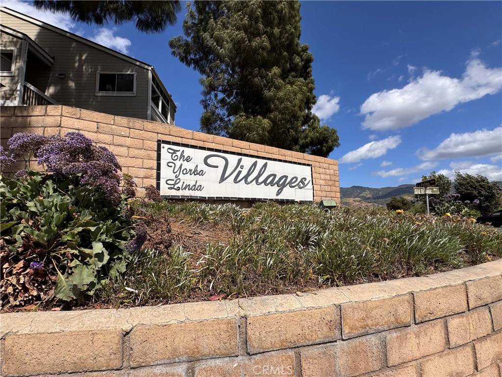Yorba Linda, CA 92887,6237 Hartford RD #176