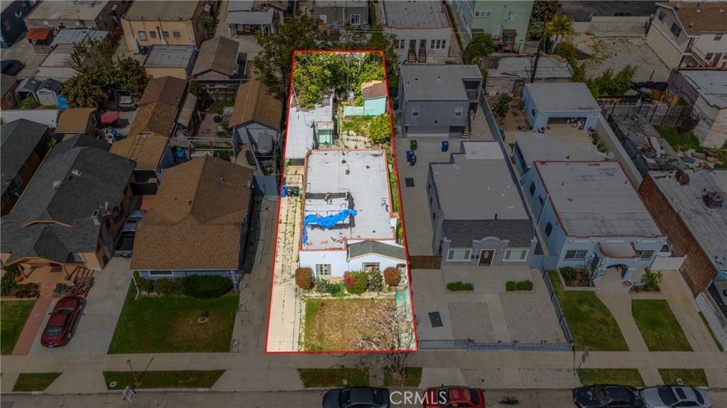 Los Angeles, CA 90043,5823 Madden AVE
