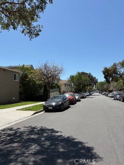Burbank, CA 91502,216 W Tujunga AVE #A