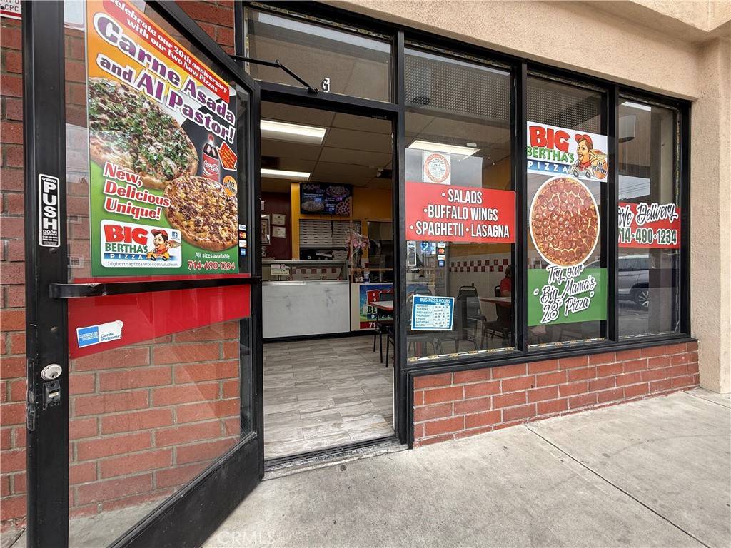 Anaheim, CA 92805,135 W Ball RD #G