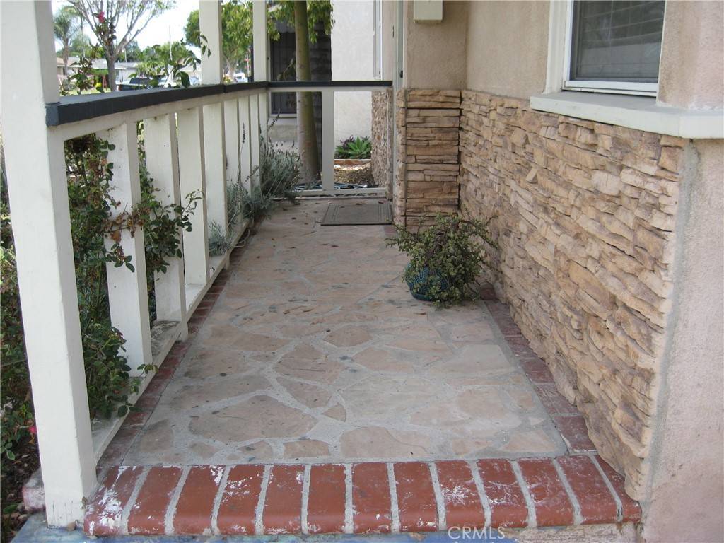 Bellflower, CA 90706,13419 Stanbridge AVE