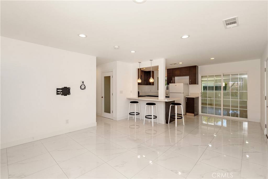 Rialto, CA 92376,1473 N Iris AVE