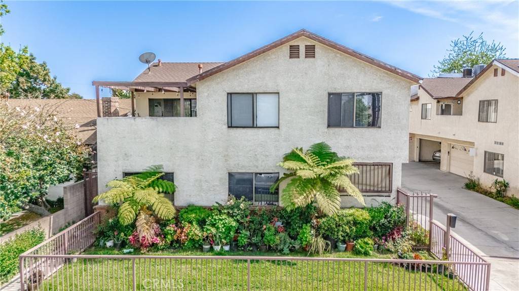Bellflower, CA 90706,9504 Harvard ST #107