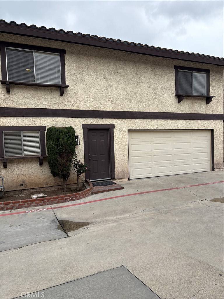 Covina, CA 91723,570 E Cypress ST