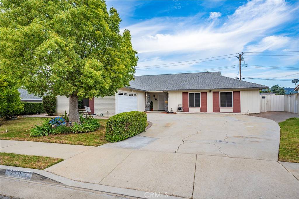 Hacienda Heights, CA 91745,2820 Rio Claro DR