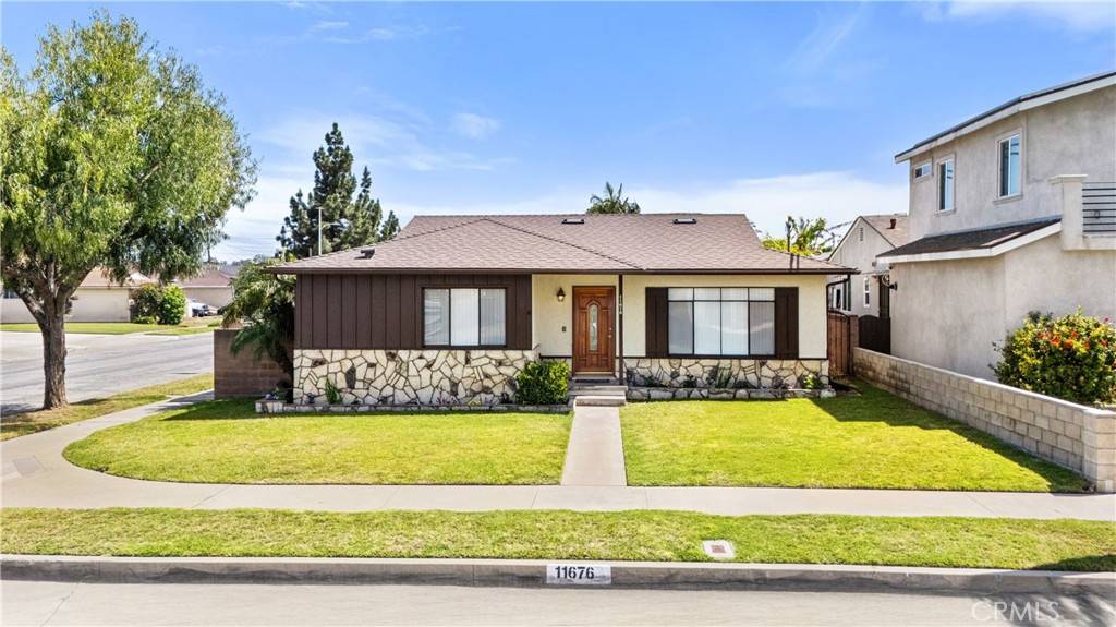 Norwalk, CA 90650,11676 Chesterton ST