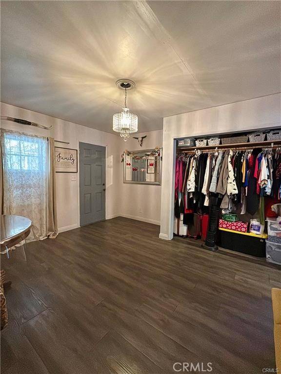 Commerce, CA 90040,6111 Greenwood AVE