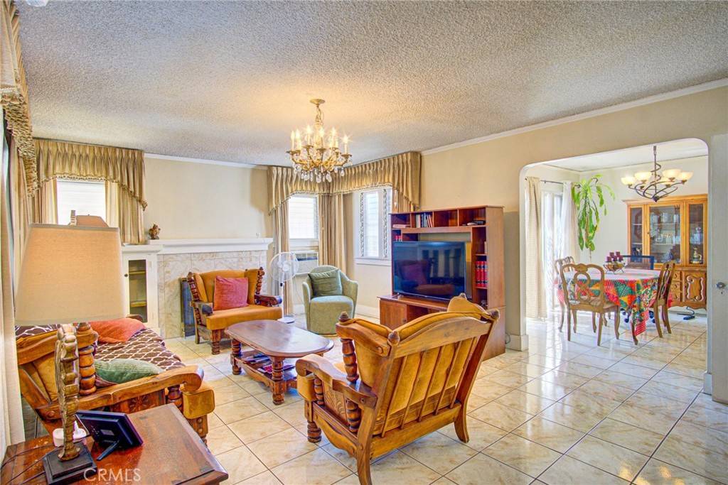 Huntington Park, CA 90255,2947 Flower ST