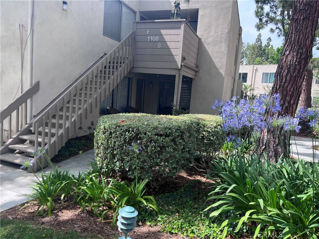 Santa Ana, CA 92701,1300 Cabrillo Park DR #B