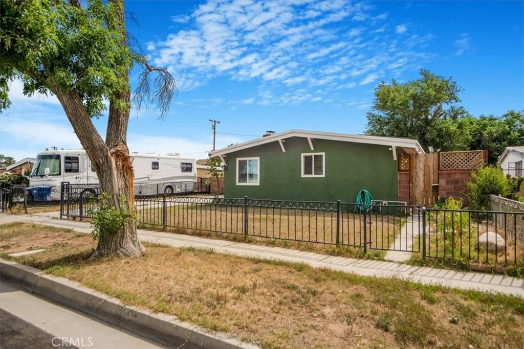 Lancaster, CA 93535,44128 Stanridge AVE