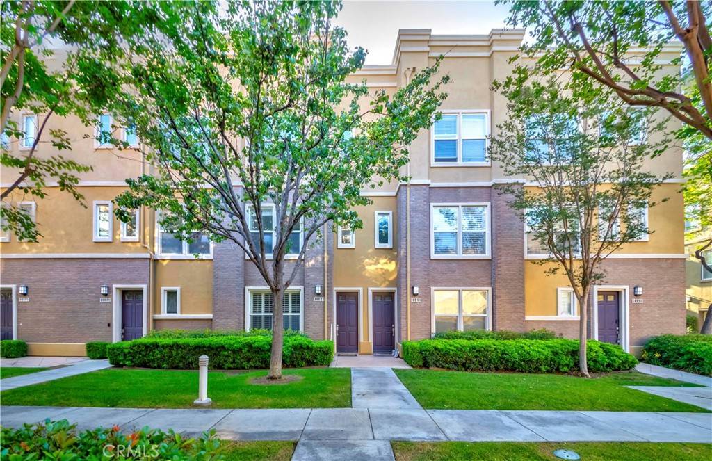 Fullerton, CA 92833,1134 Elfstrom DR
