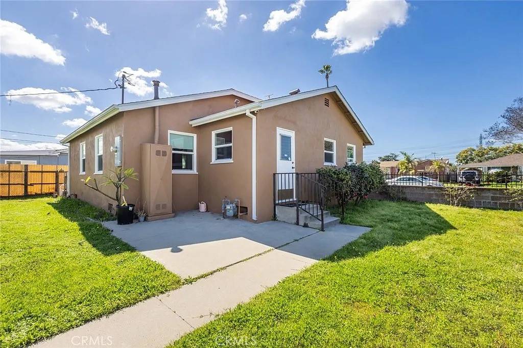 South Gate, CA 90280,11304 Oklahoma Ave