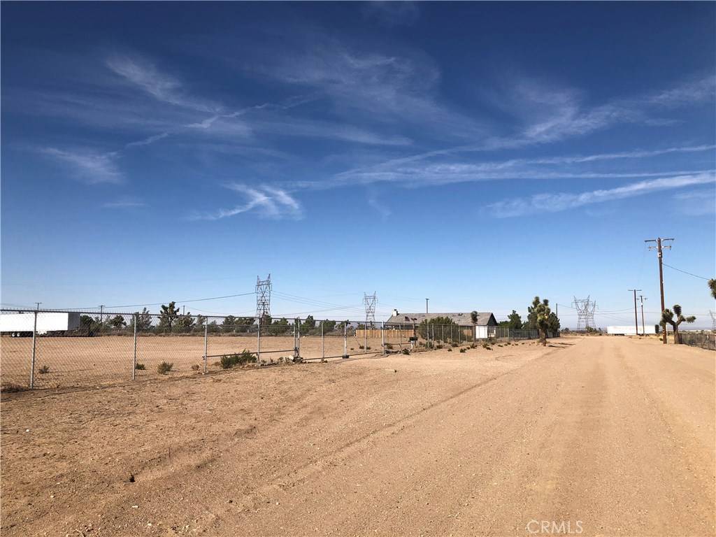 Hesperia, CA 92345,0 Caliente RD