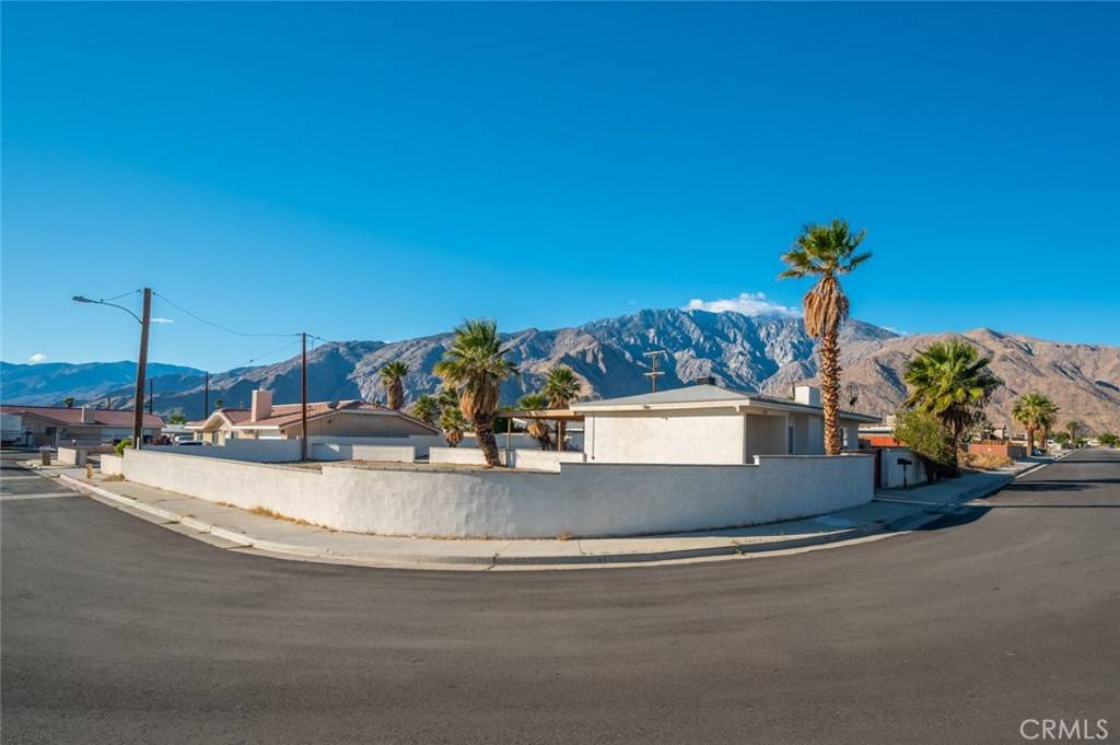 Palm Springs, CA 92262,323 W Palm Vista DR