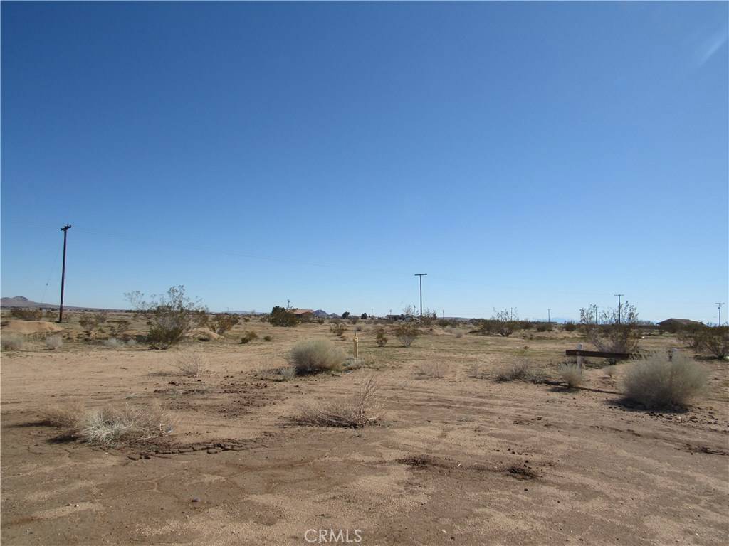 California City, CA 93505,0 216-072-02-00-4 Luke CT