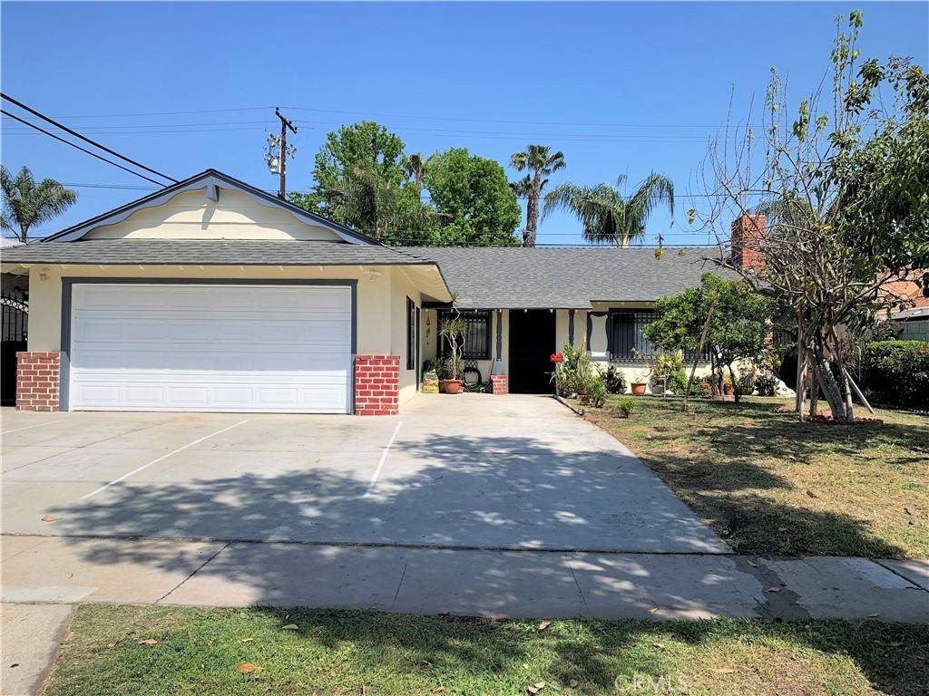 Santa Ana, CA 92704,917 S Huron