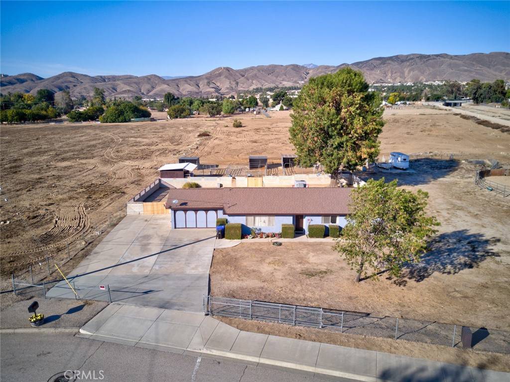 Yucaipa, CA 92399,33022 Avenue E