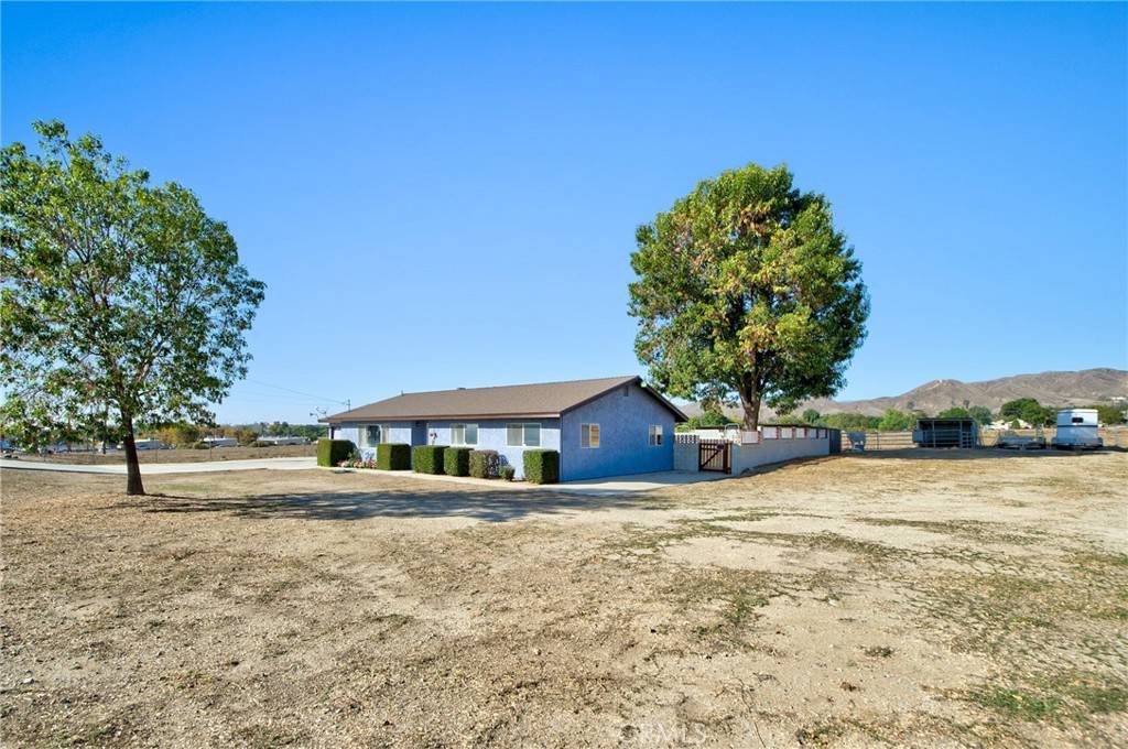 Yucaipa, CA 92399,33022 Avenue E