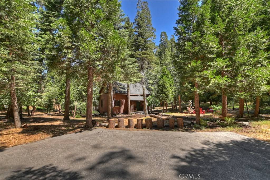 Lake Arrowhead, CA 92352,27878 Holly LN