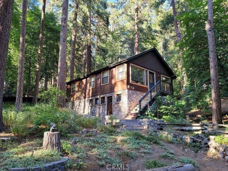 Crestline, CA 92325,1117 Big Tree LN