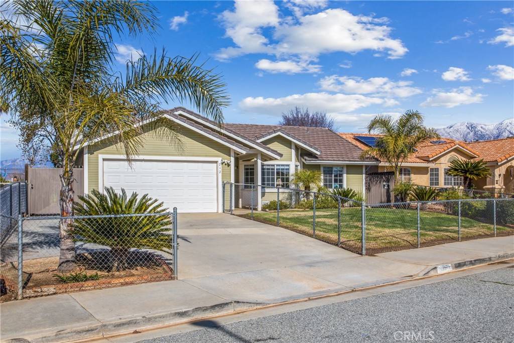 Calimesa, CA 92320,212 Green Tree CIR