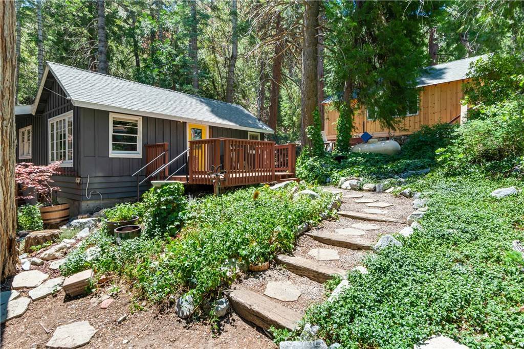 Forest Falls, CA 92339,9389 Cedar DR