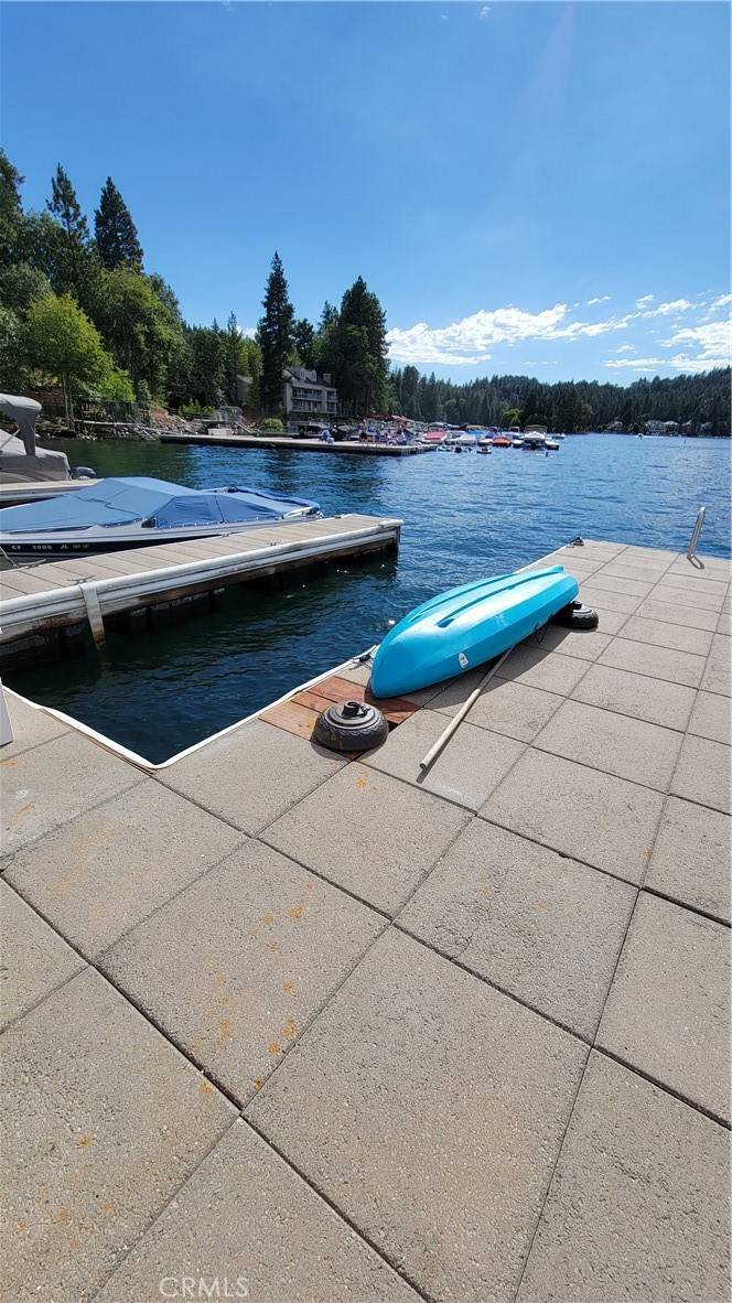 Lake Arrowhead, CA 92352,3 lodge, slip 15