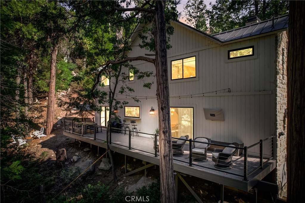 Lake Arrowhead, CA 92352,27470 Cedarwood DR