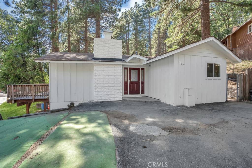 Running Springs, CA 92382,31809 Silver Spruce DR