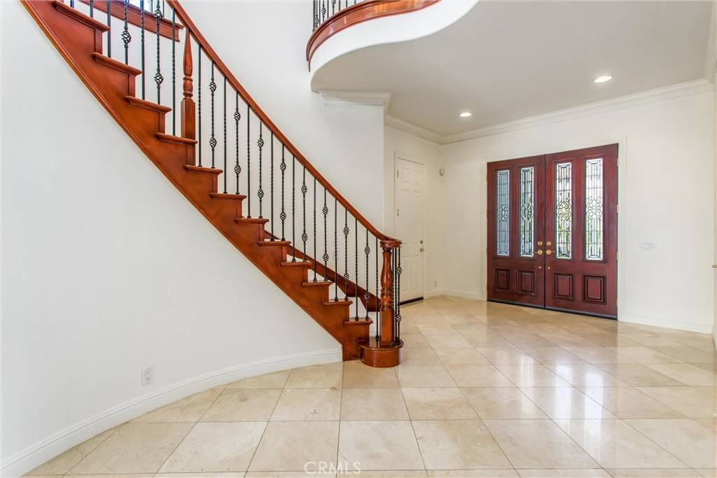 Yorba Linda, CA 92886,17166 Santa Cruz CT