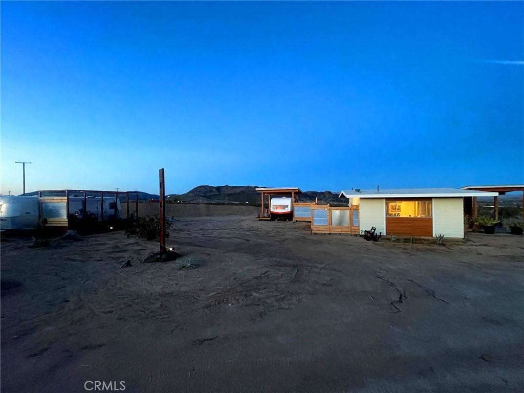 Landers, CA 92285,4755 Dusty Mile RD