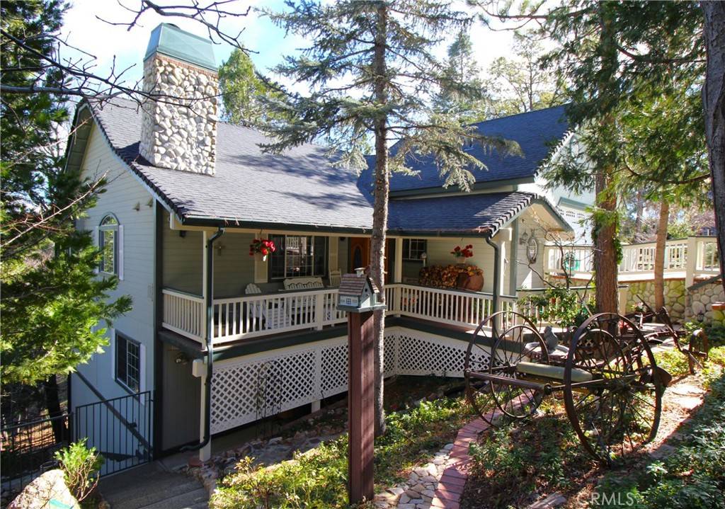 Lake Arrowhead, CA 92352,825 Marin LN