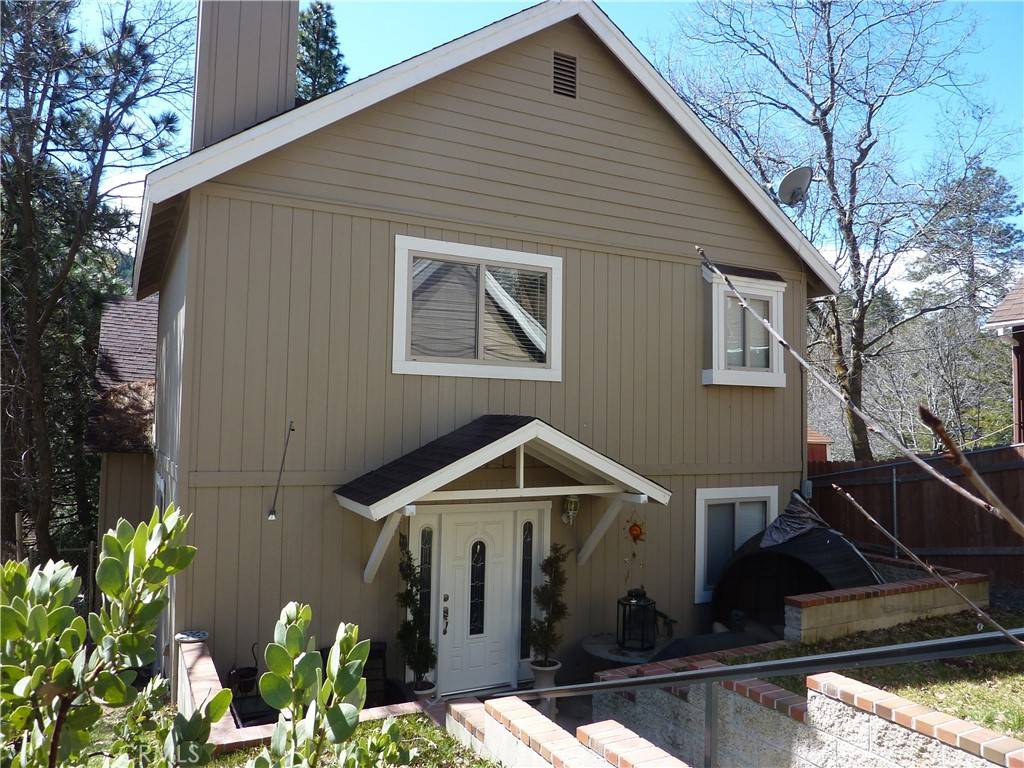 Crestline, CA 92325,23739 Hillside Drive