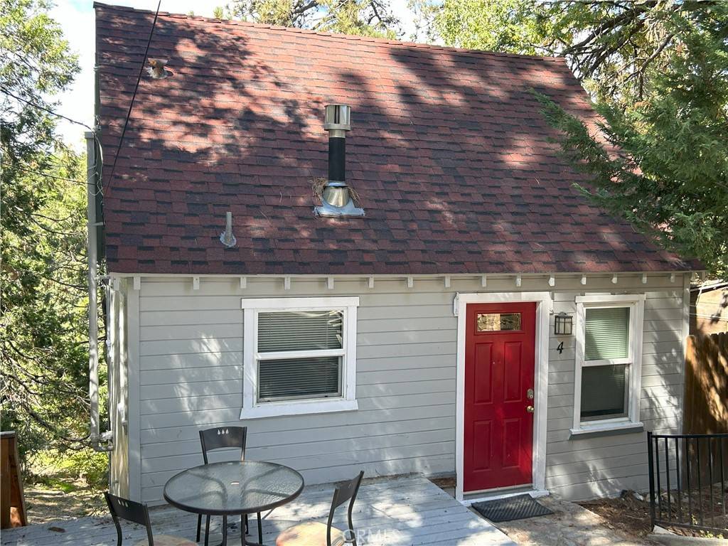 Running Springs, CA 92382,2726 View DR