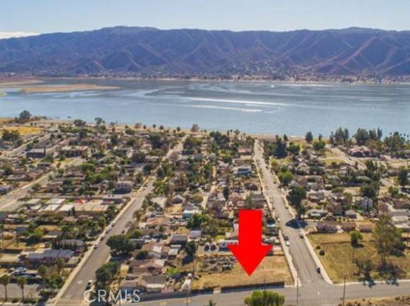 Lake Elsinore, CA 92530,0 Lowel