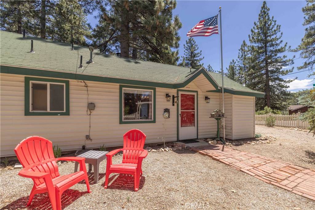 Big Bear Lake, CA 92315,39154 Crest LN