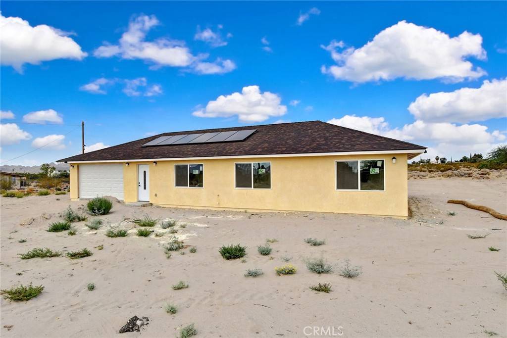 Lucerne Valley, CA 92356,9243 Palomar TRL