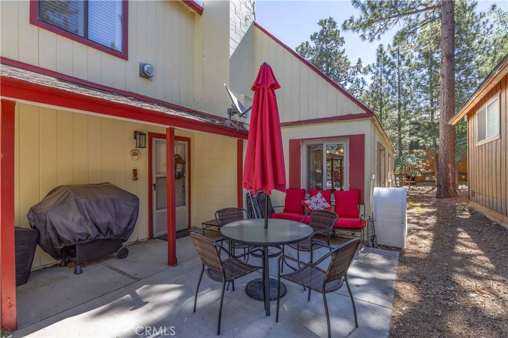 Sugarloaf, CA 92386,231 Sunset LN