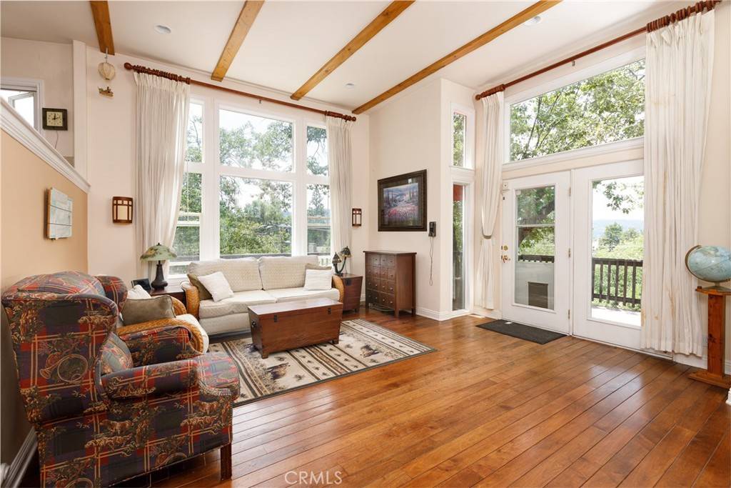Lake Arrowhead, CA 92352,28966 North Shore RD