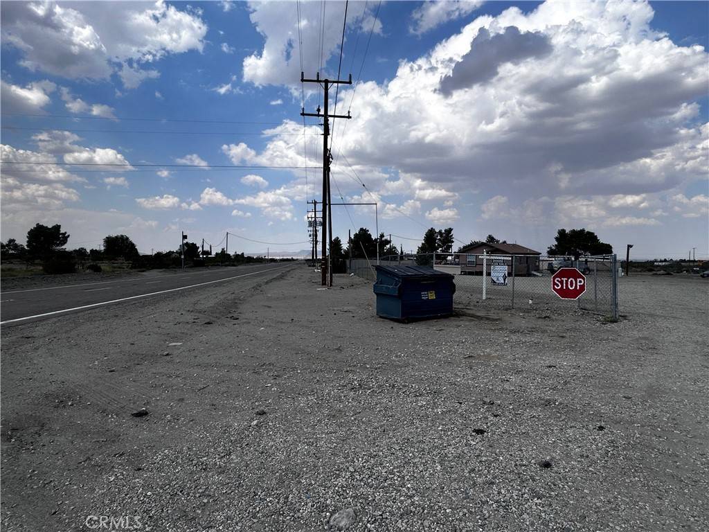 Phelan, CA 92371,13983 Sheep Creek RD