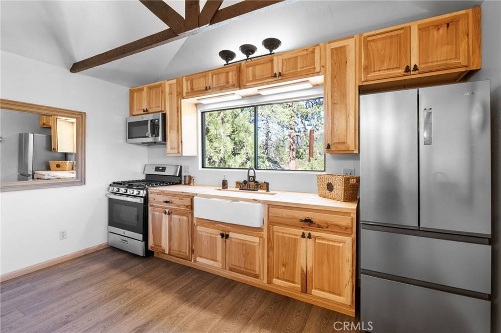 79 Big Bear Tr Big Bear Lake, CA 92315