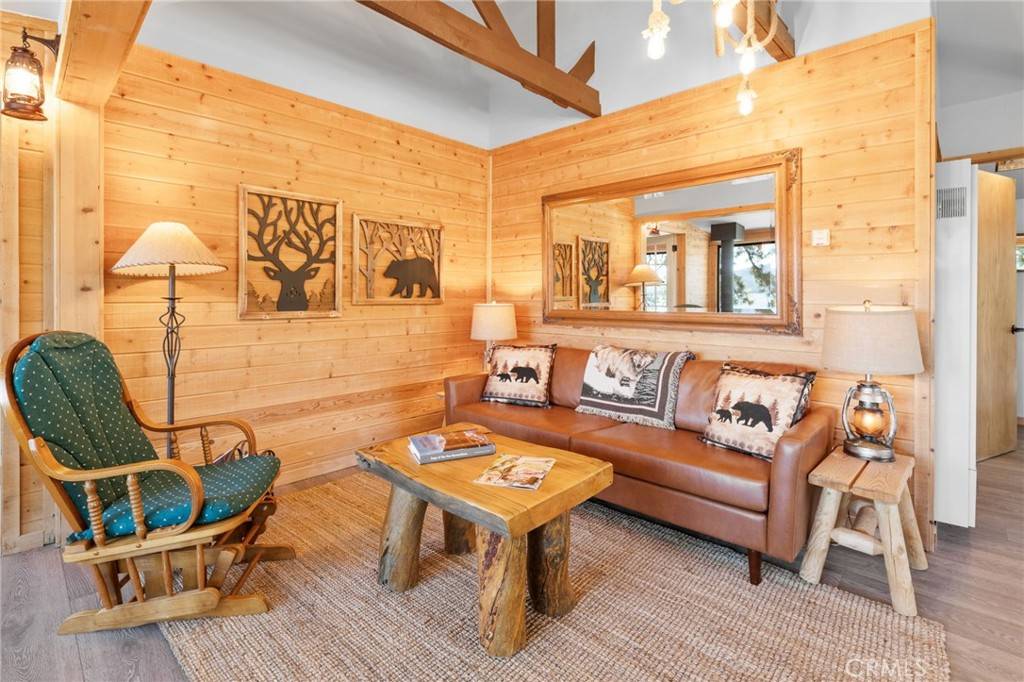 79 Big Bear Tr Big Bear Lake, CA 92315
