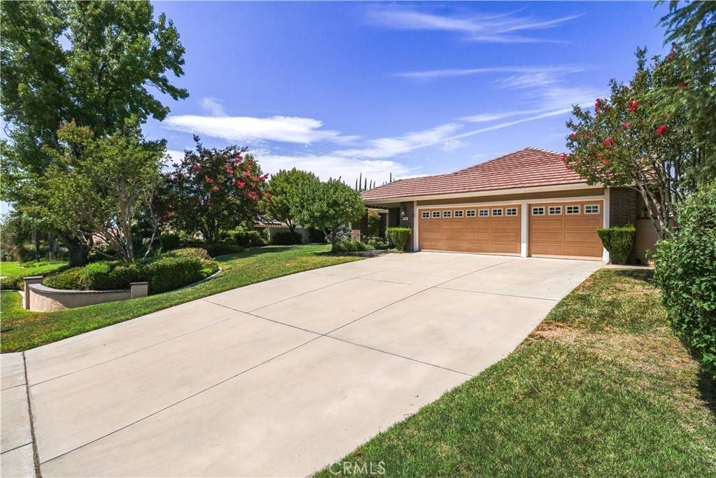 Redlands, CA 92373,440 Lantern Crest DR