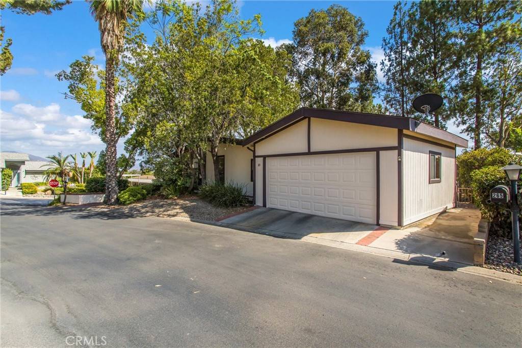 Highland, CA 92346,4040 Piedmont DR #265