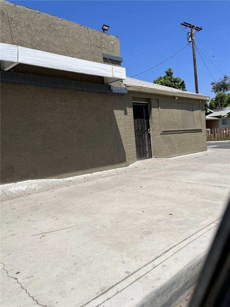 San Bernardino, CA 92405,1370 N E ST